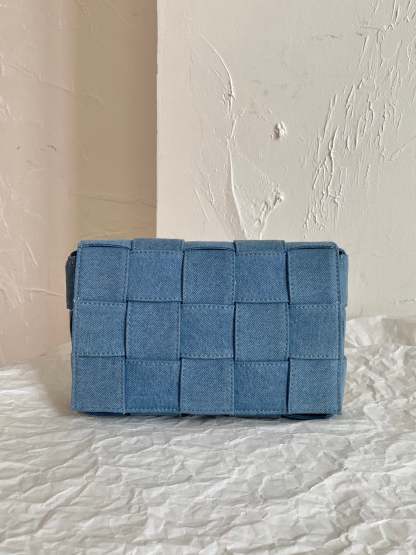 BV Cassette Blue, For Women, Bags 9in/23cm 710188V2A014948