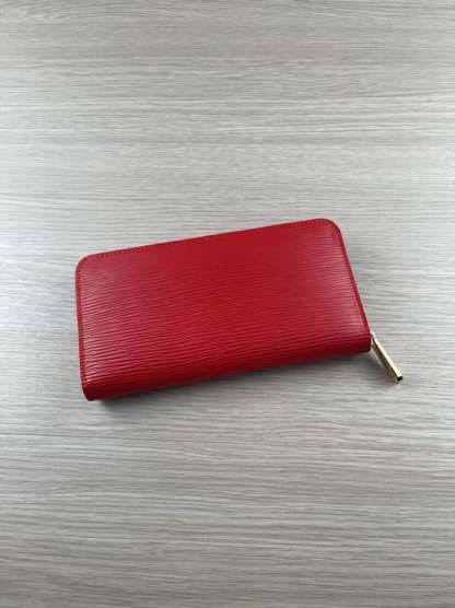 LOUIS VUITTON ZIPPY WALLET RED M60017