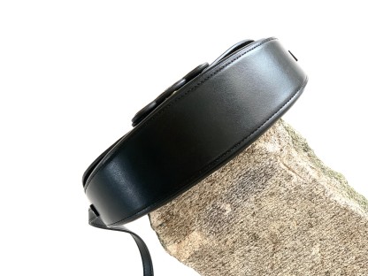 CE BESACE CUIR TRIOMPHE IN SMOOTH CALFSKIN BLACK