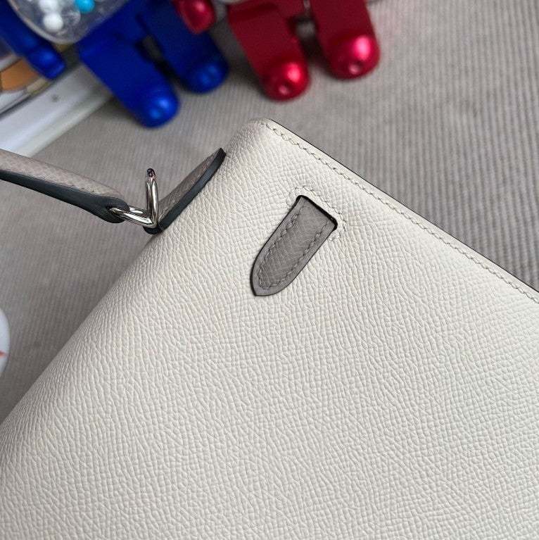 HM KELLY EPSOM CK10 CREAMY WHITE SILVER HARDWARE 25CM