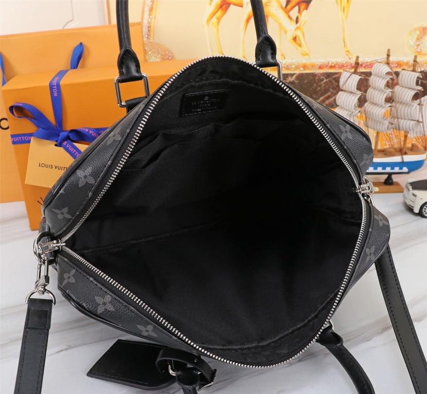 LUV 40CM PORTE DOCUMENTS VOYAGE PM BRIEFCASE BLACK M46457