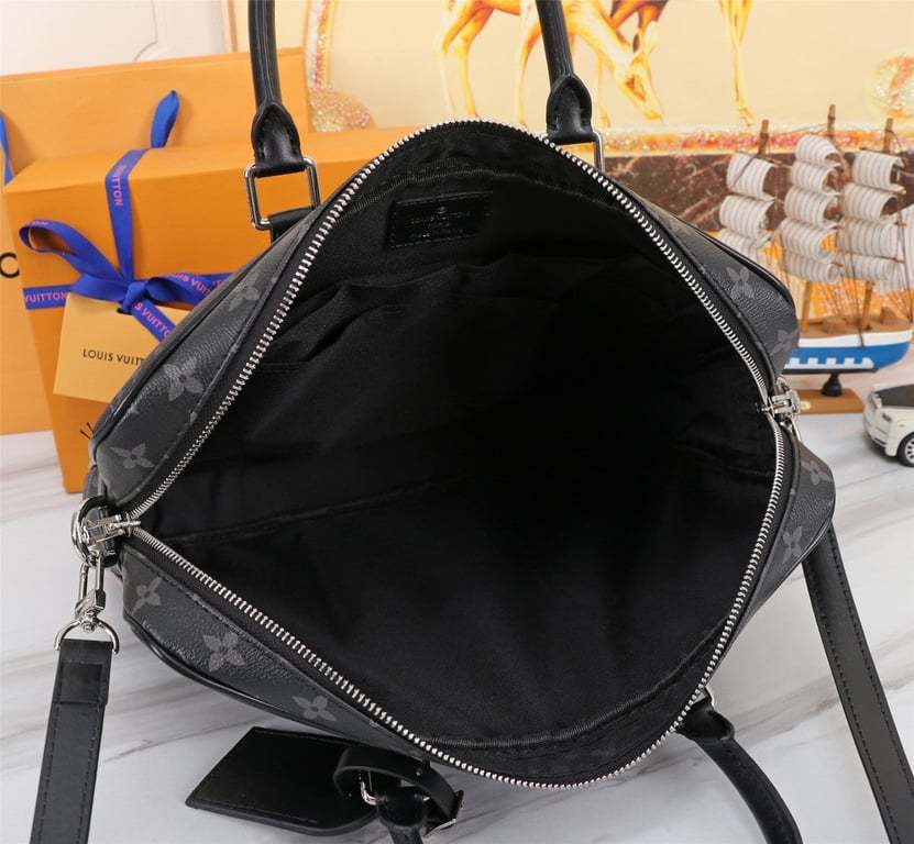 LUV 40CM PORTE DOCUMENTS VOYAGE PM BRIEFCASE BLACK M46457