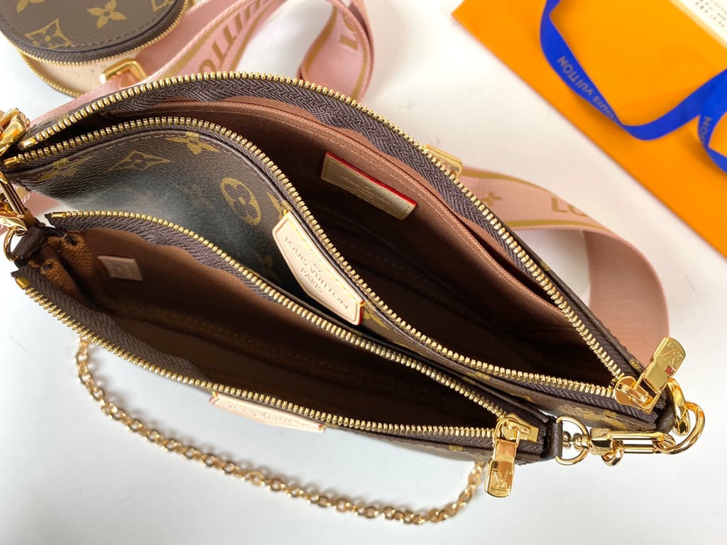 LUV MULTI POCHETTE ACCESSOIRES PINK 24CM M44840