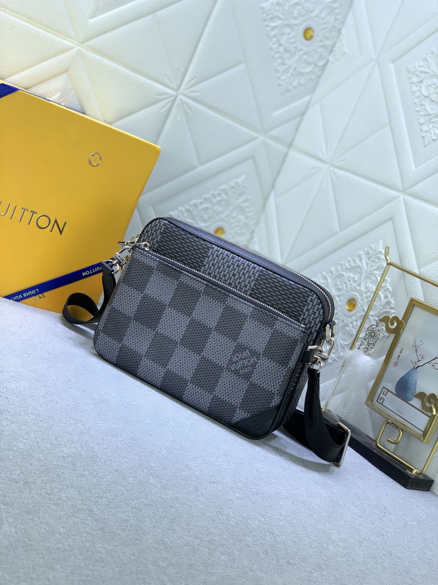 LV TRIO MESSENGER BAG DAMIER CANVAS BLACK 25CM N50017