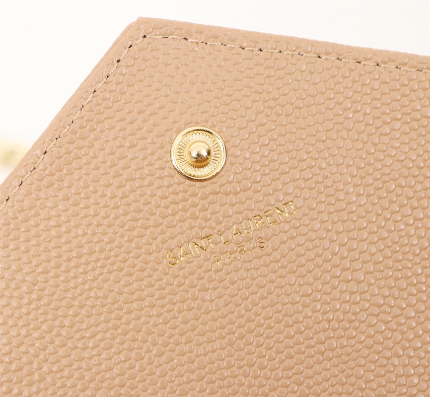 YSL CASSANDRE MATELASSÉ CHAIN WALLET IN GRAIN DE POUDRE EMBOSSED BEIGE 22CM 377828BOW012721