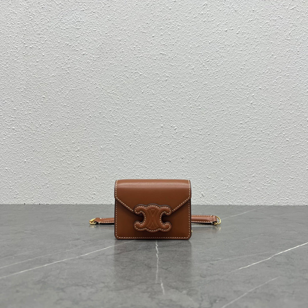 CE Card Holder On Chain Triomphe Tan For Women 4in/11cm 10J743DPV.04LU