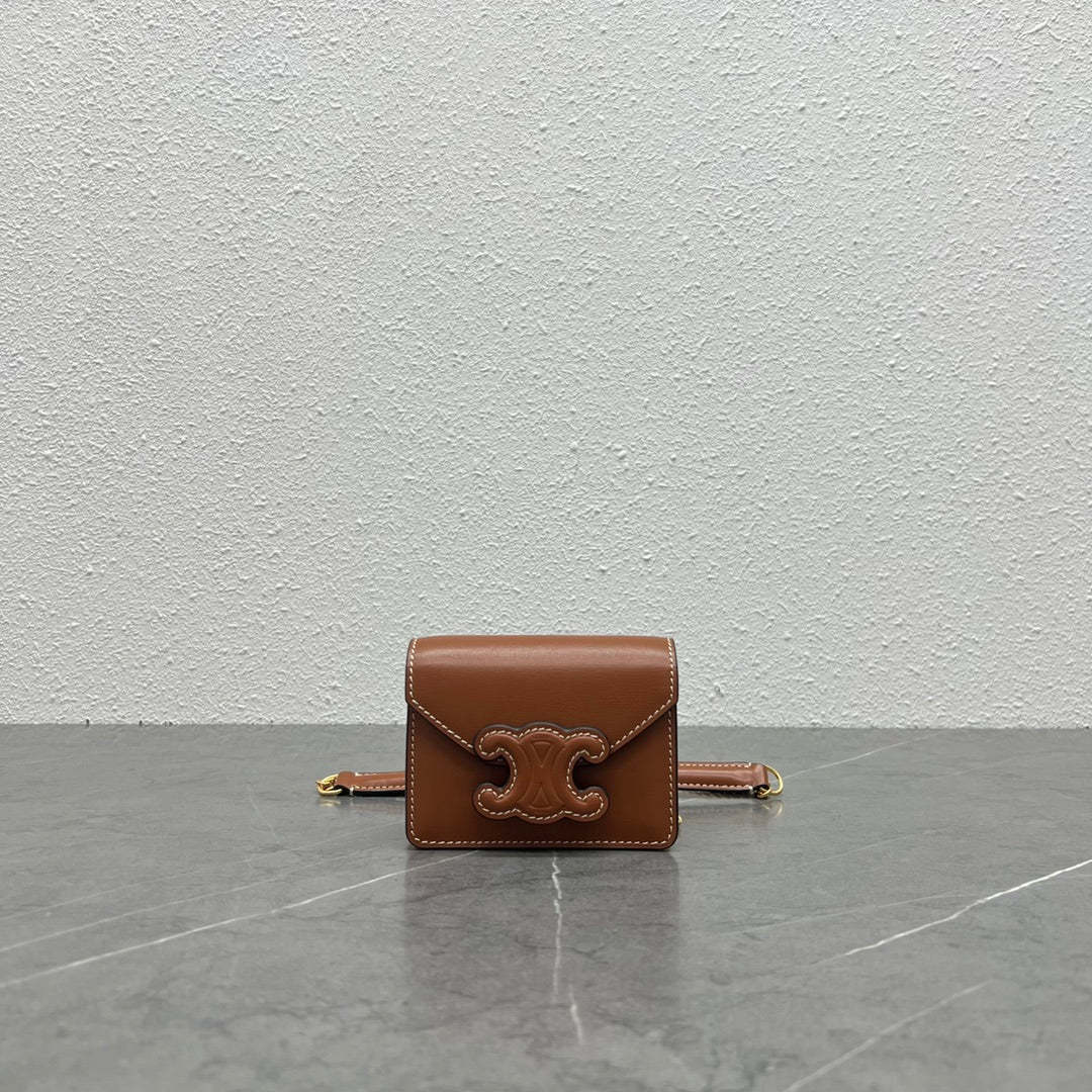 CE Card Holder On Chain Triomphe Tan For Women 4in/11cm 10J743DPV.04LU
