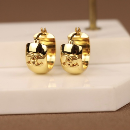 CC CC HOOP EARRINGS
