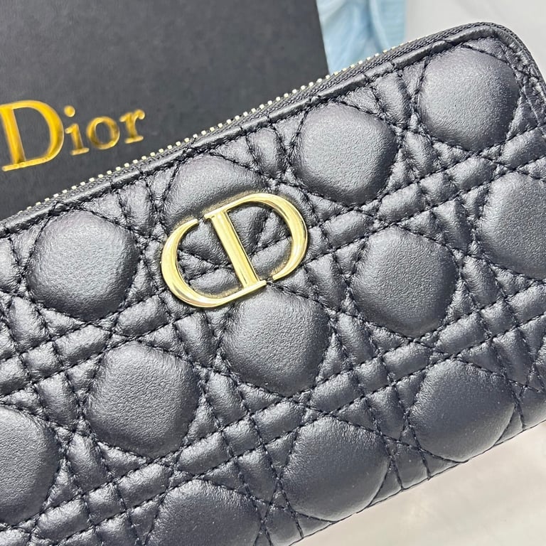 dir CARO VOYAGEUR WALLET BLACK 19CM S5038UWHC_M900