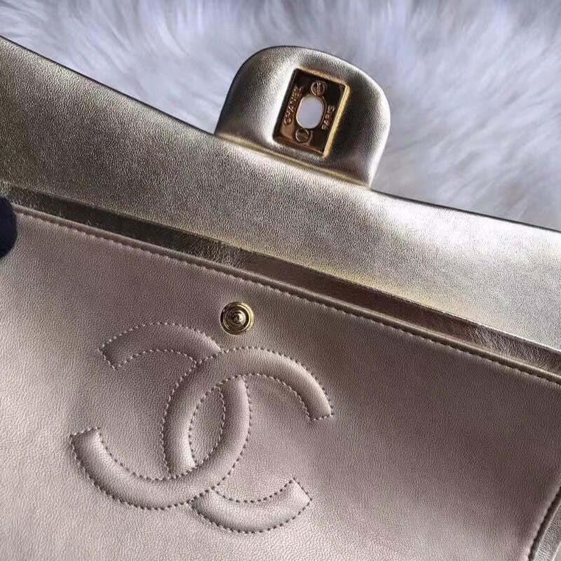 1112 Gold Medium Size 2.55 Lambskin Leather Flap Bag