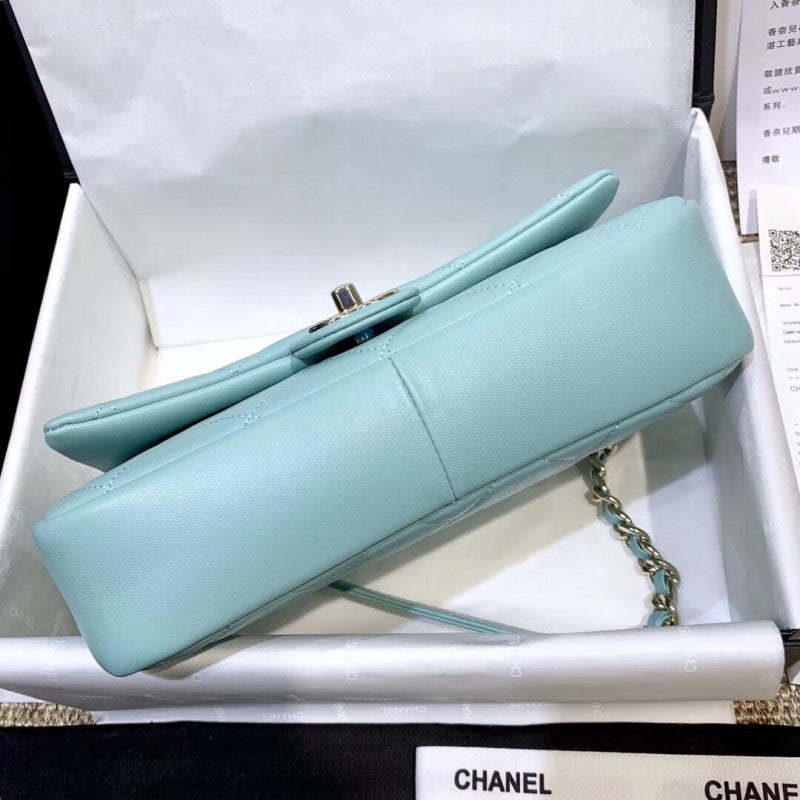 Flap Bag With Large Bi-Color Chain AS1353