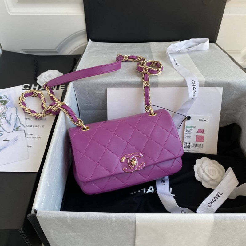 Lambskin Small Flap Bag AS2317