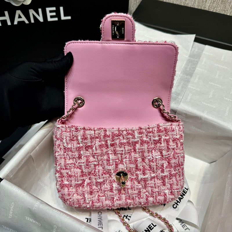 Mini Flap Bag in Pink Tweed AS3782