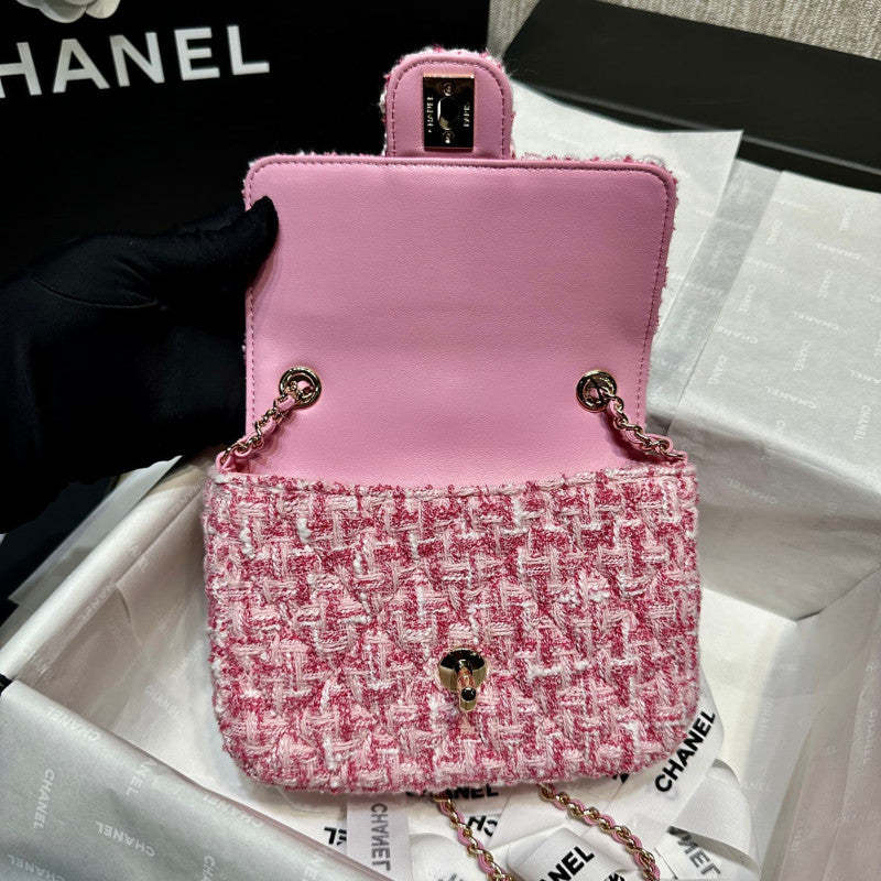 Mini Flap Bag in Pink Tweed AS3782