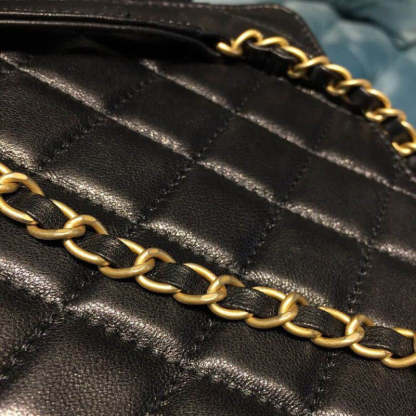 Pearl Chain Flap Bag  AS0585