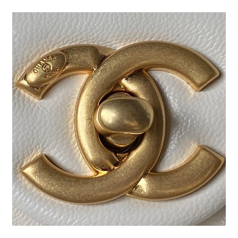 Small Flap Bag in Lambskin AS4012