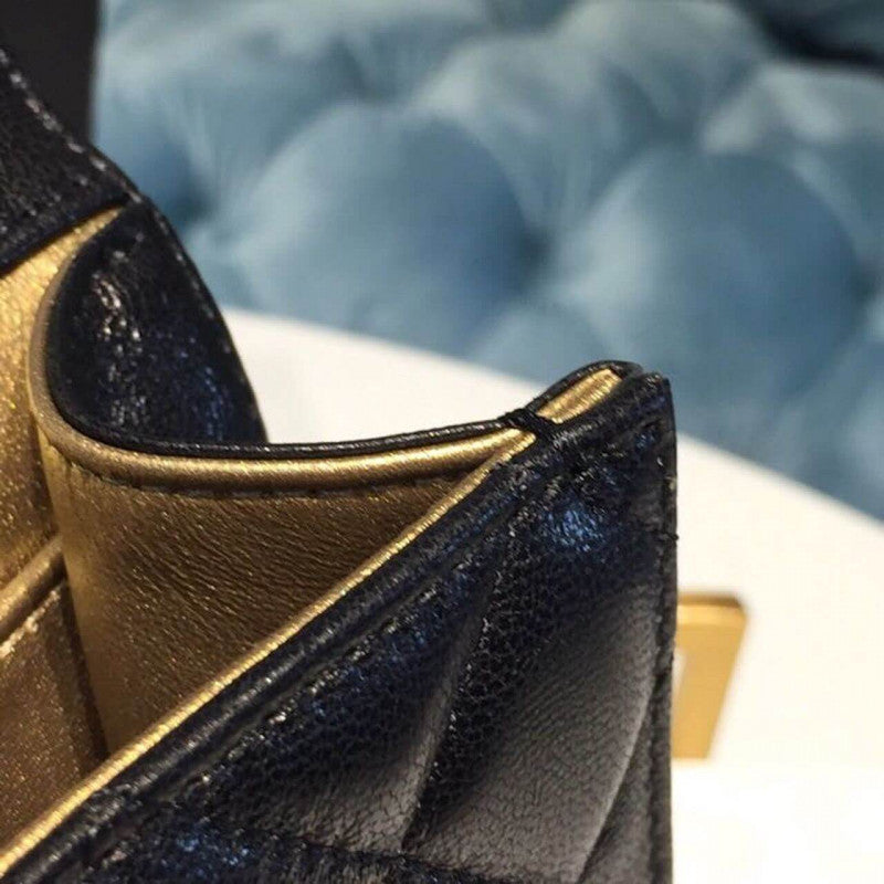 Small Pearl Chain Flap Bag AS0584