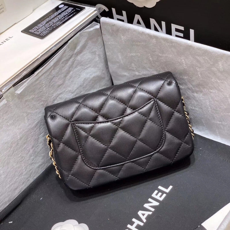 Small Pearl Logo Strap Flap Bag AS1436 Black