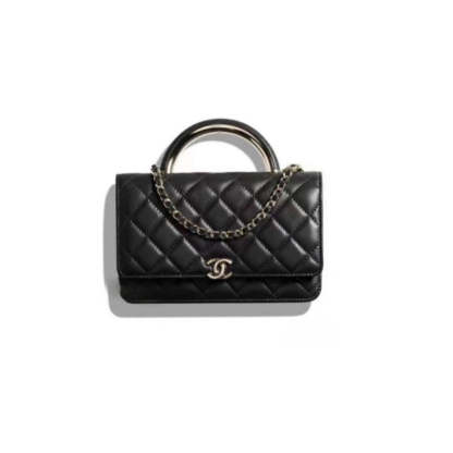 Wallet On Chain Top Handle Lambskin WOC AP2844 Black