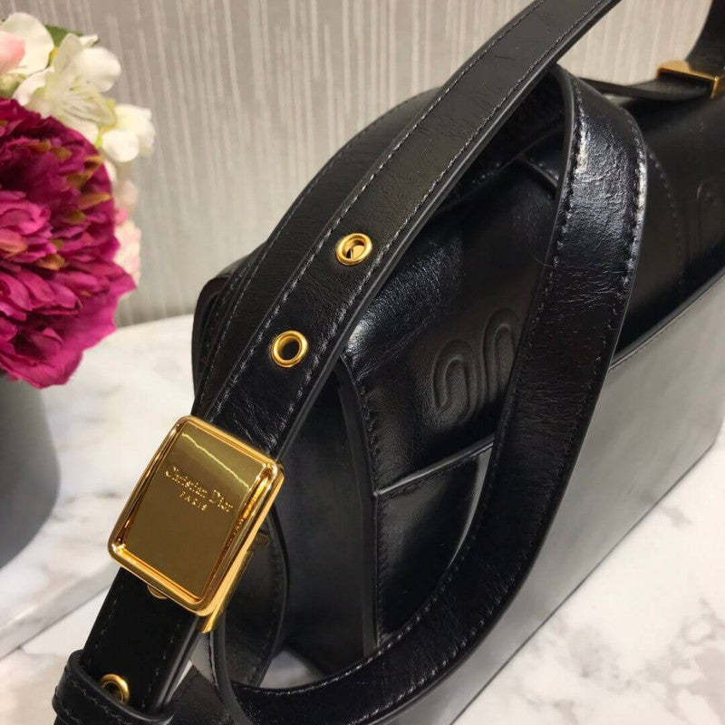 30 Montaigne Bag Box Calfskin M9203