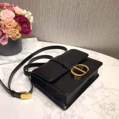 30 Montaigne Bag Box Calfskin M9203