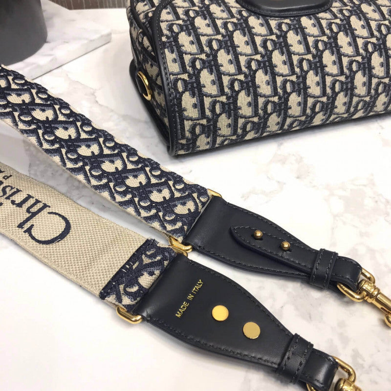 Large Bobby Bag in Blue Oblique Jacquard M9320