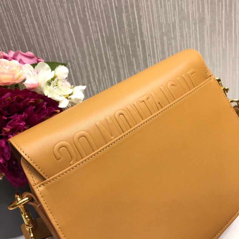 Medium Bobby Bag In Box Calfskin M9319