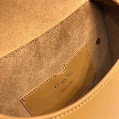 Medium Bobby Bag In Box Calfskin M9319