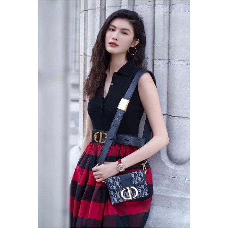 Oblique 30 Montaigne Box Bag M9204