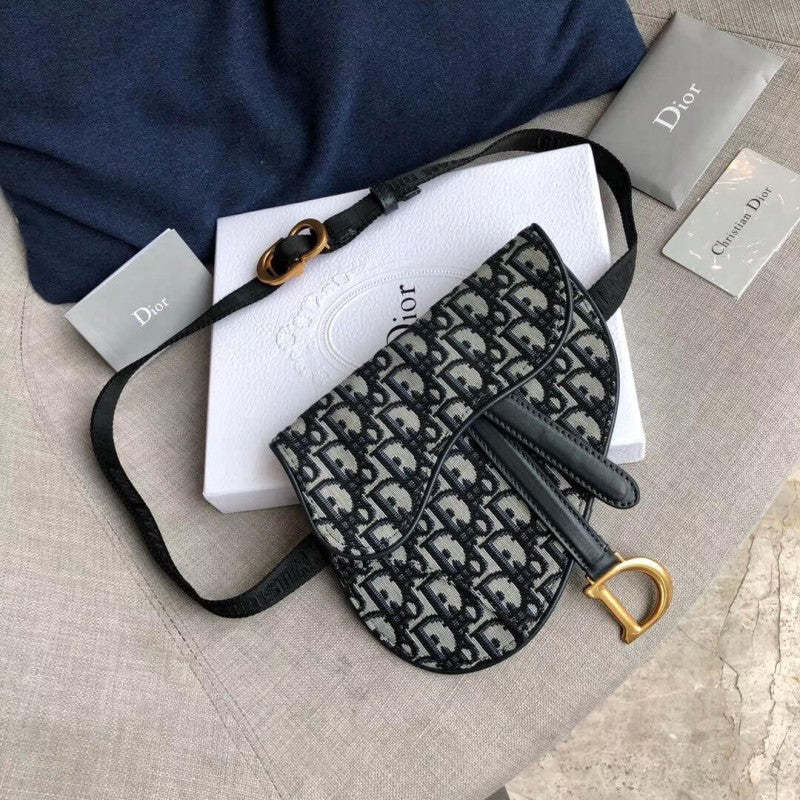 Oblique Saddle Belt Bag S5632