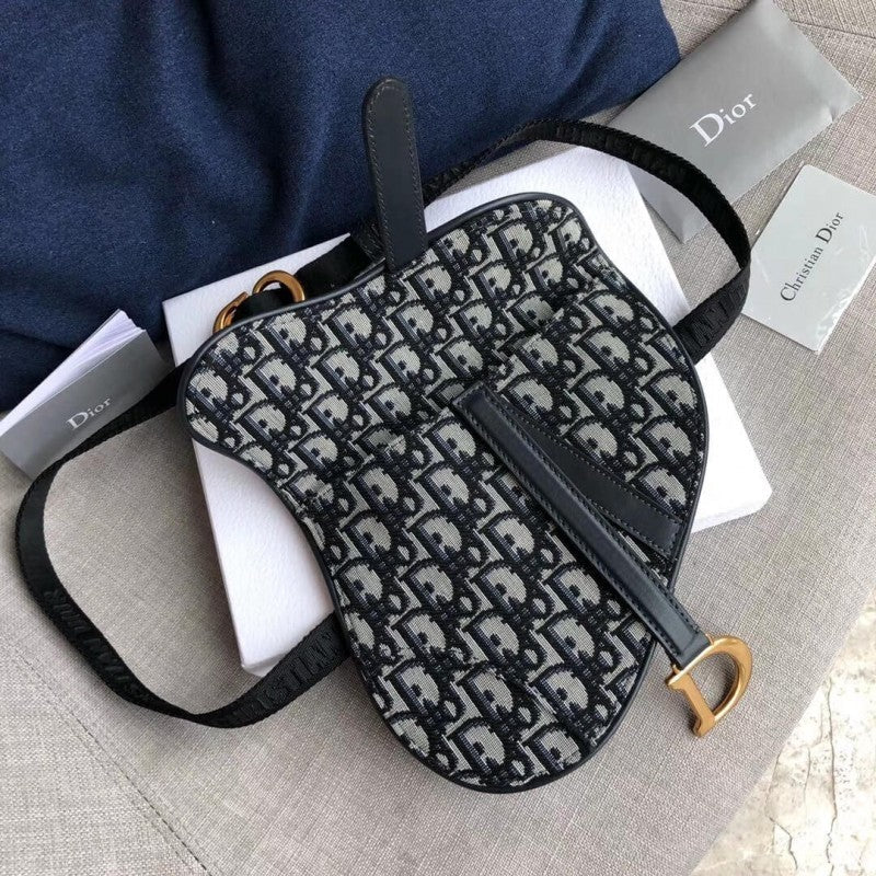 Oblique Saddle Belt Bag S5632