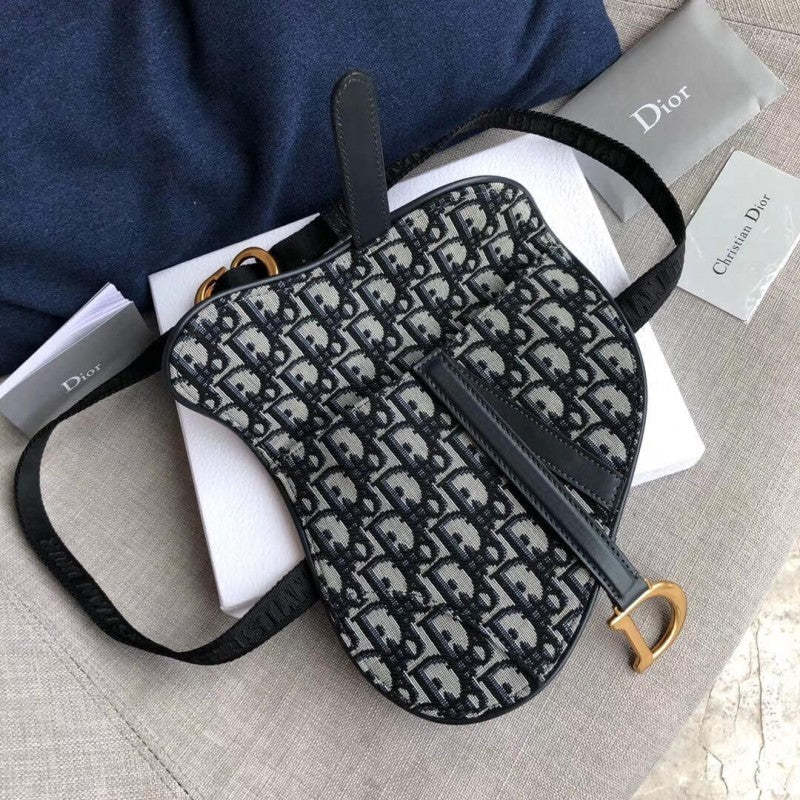 Oblique Saddle Belt Bag S5632