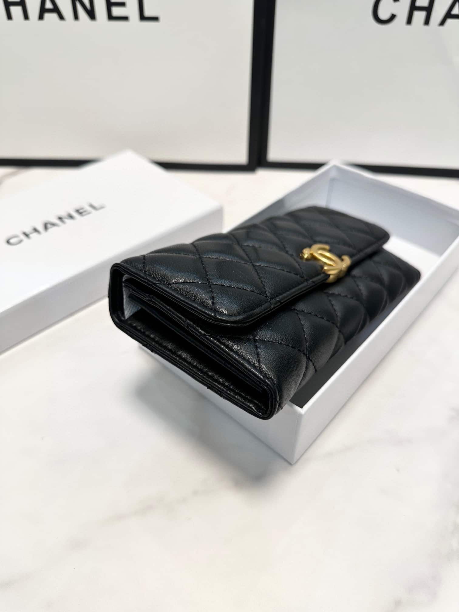 CHL LONG FLAP WALLET BLACK 19CM