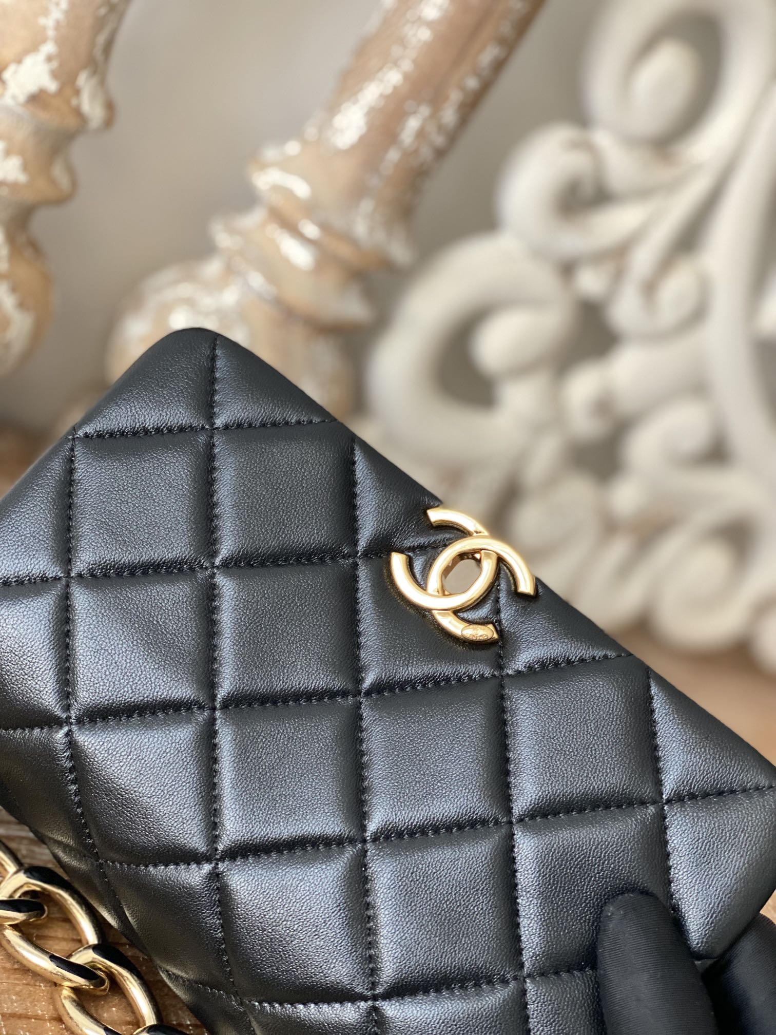 CHL Classic Diamond Flap Bag Black For Women, Women’s Bags 9.1in/23cm