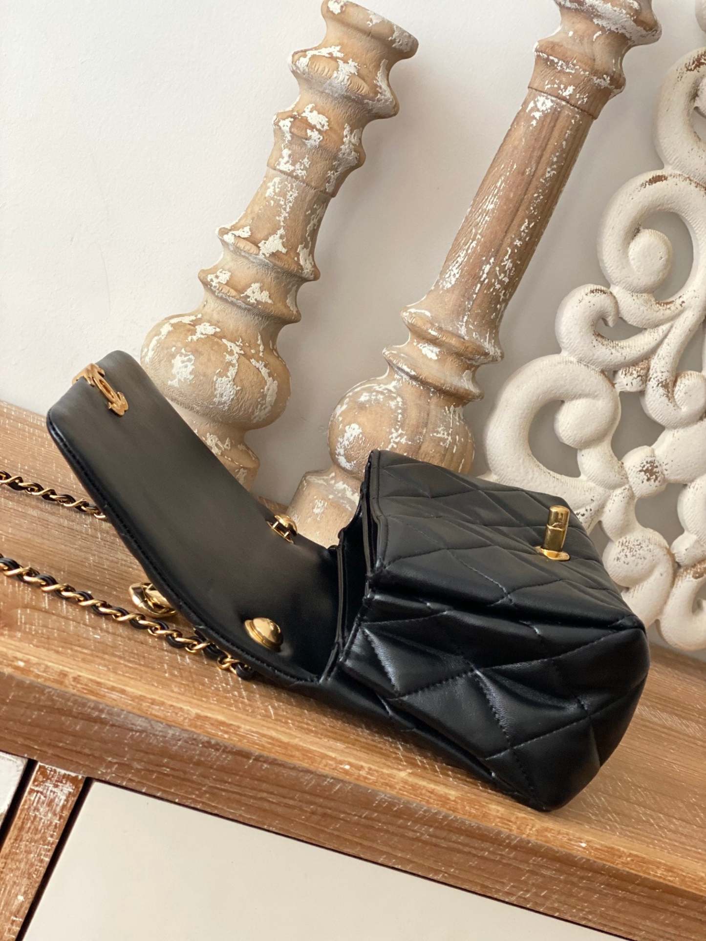 CHL Classic Diamond Flap Bag Black For Women, Women’s Bags 9.1in/23cm