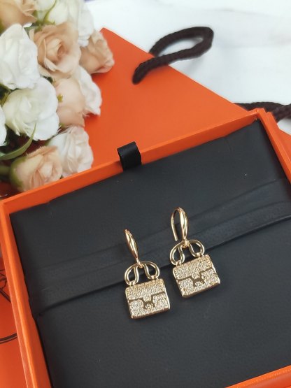 HM EARRINGS