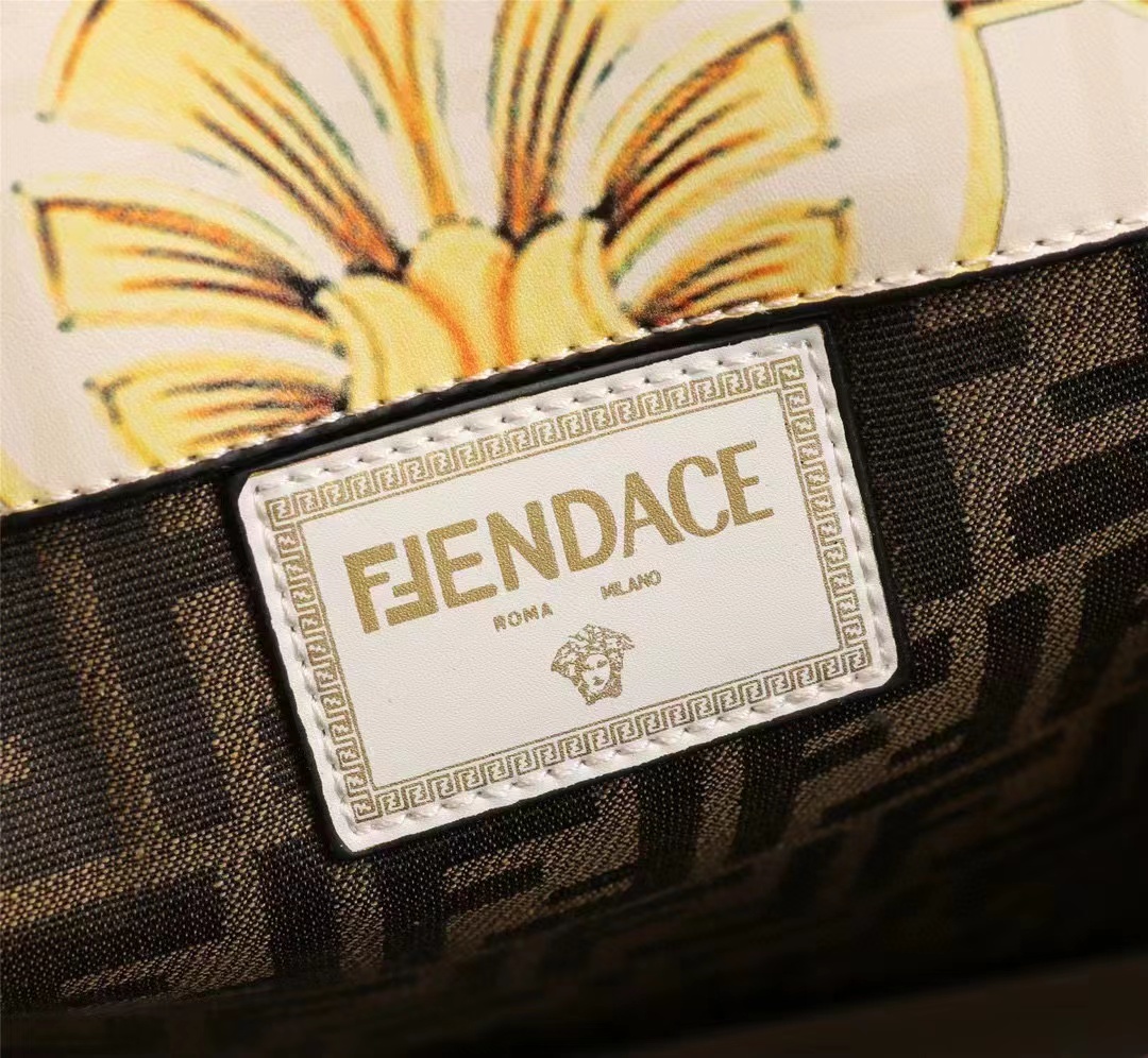 FENDACE SUNSHINE MEDIUM WHITE 8BH386AJTXF1HM8