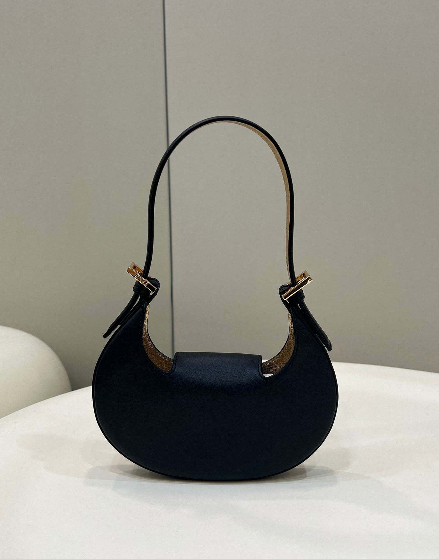 FI Cookie Black For Women, Women’s Handbags, Shoulder Bags 7.4in/19cm FF 8BS065AAIWF0KUR