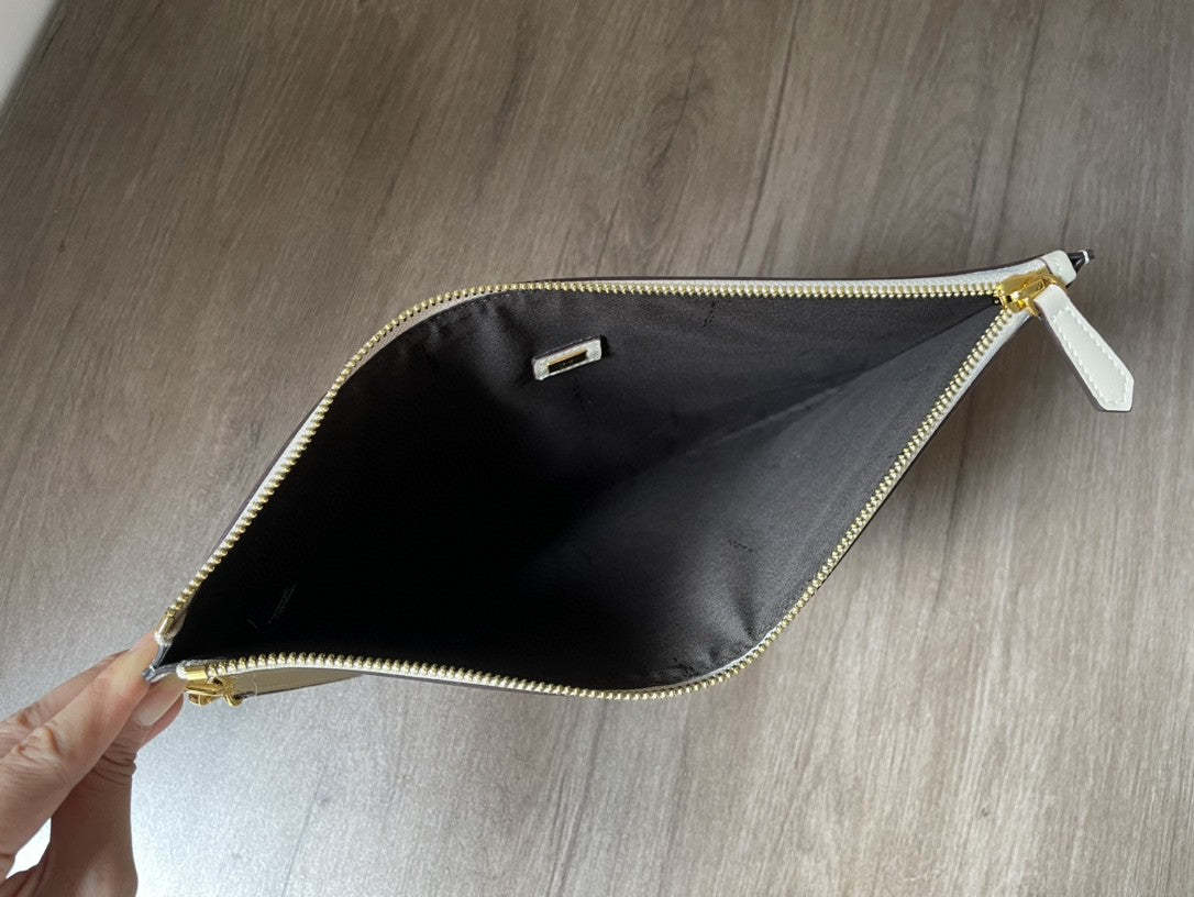 FI Flat Pouch White Large Pouch Bag For Woman 34cm/13in 8N0178AC9LF0K7E