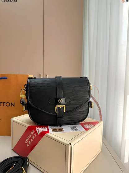 LUV SAUMUR BB BAG BLACK 20CM M23469