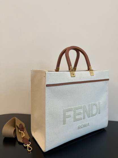 FI Sunshine Medium Tote Bag Light Grey Canvas For Women, Women&#8217;s Bags, Shoulder Bags 13.8in/35cm FF 8BH386