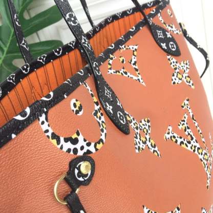 LUV NEVERFULL MM MONOGRAM GIANT JUNGLE BLACK CARAMEL