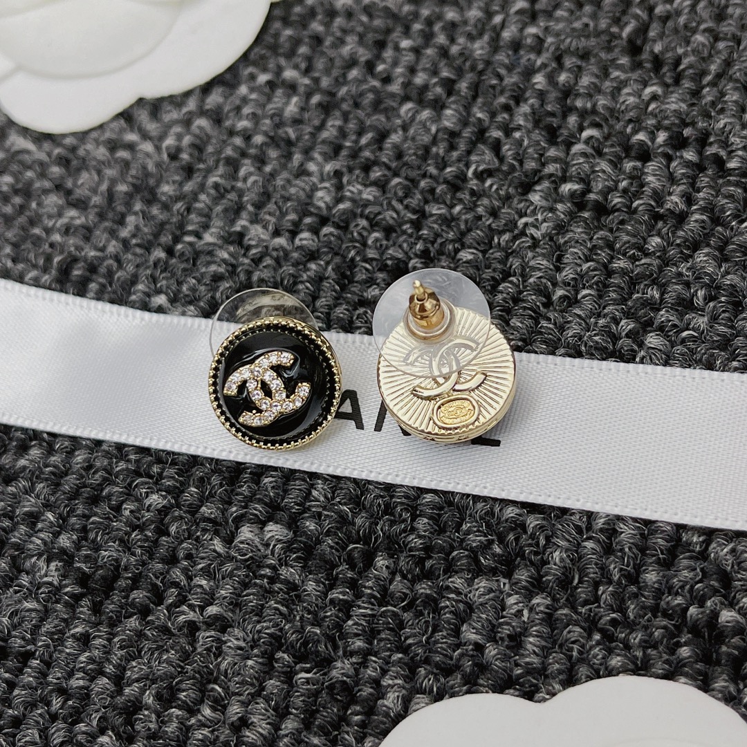 CC CC EARRINGS BLACK