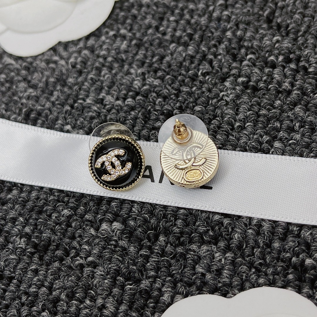 CC CC EARRINGS BLACK