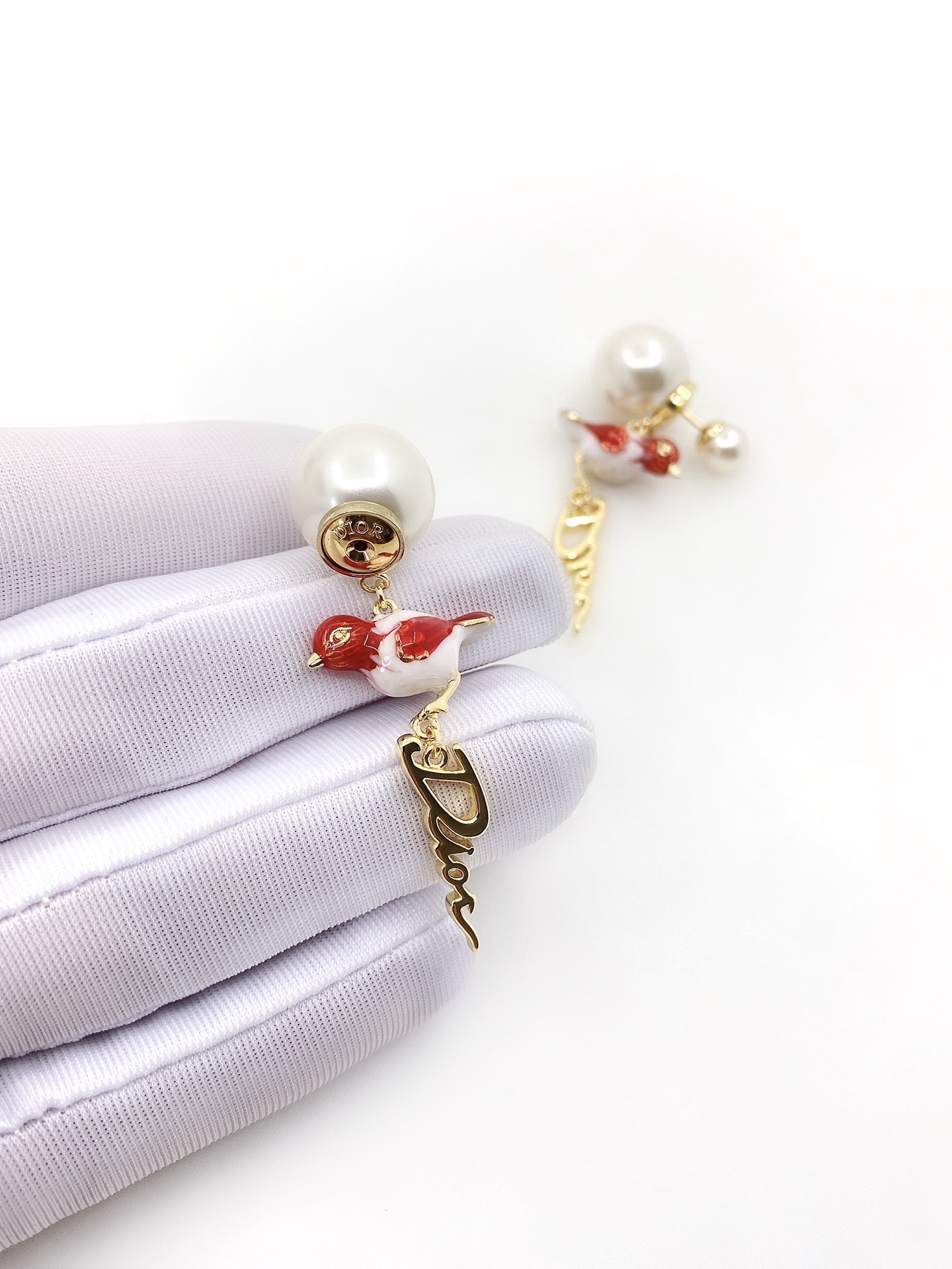 DOR TRIBALES RED EARRINGS
