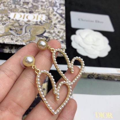 CC HEART GOLD EARRINGS