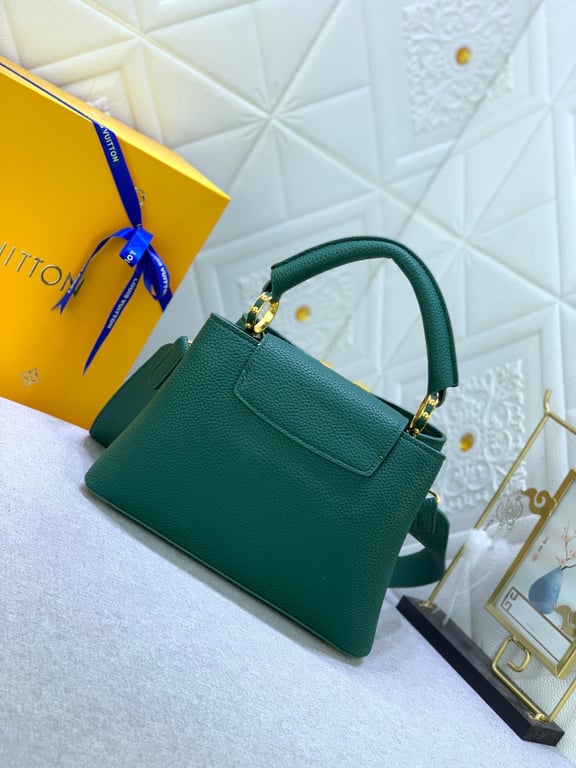 LUV CAPUCINES BB EMERAUDE GREEN 27CM