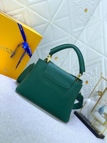 LUV CAPUCINES BB EMERAUDE GREEN 27CM
