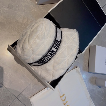 DOR D-BOBBY CANNAGE SMALL BRIM BUCKET HAT WHITE