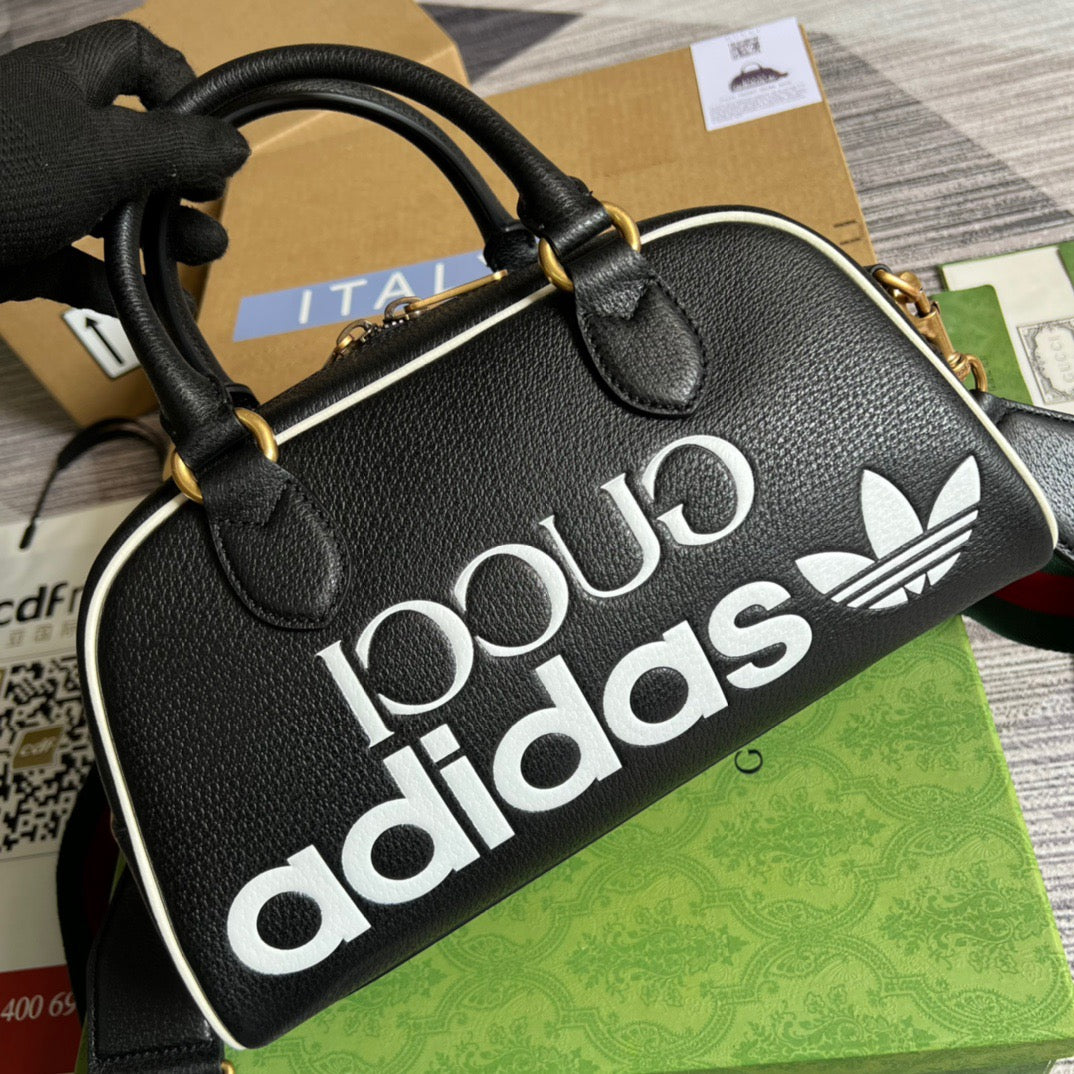 gg x Adidas Mini Duffle Bag Black For Women, Women&#8217;s Bags 12.4in/32cm gg 702397 U3ZCT 8726